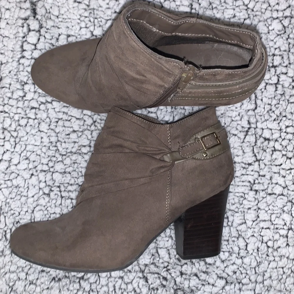 Booties - Picture 5 of 5